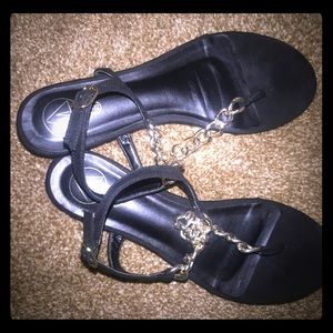 Misguided Black & Gold Chain Sandals size 9